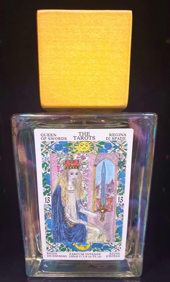 QUEEN OF SWORDS PARFUM, REGINA DI SPADE